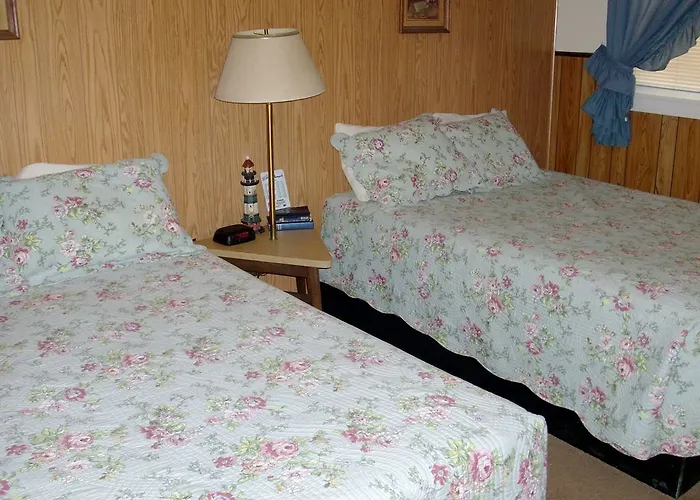 Paintbrush Motel 2*